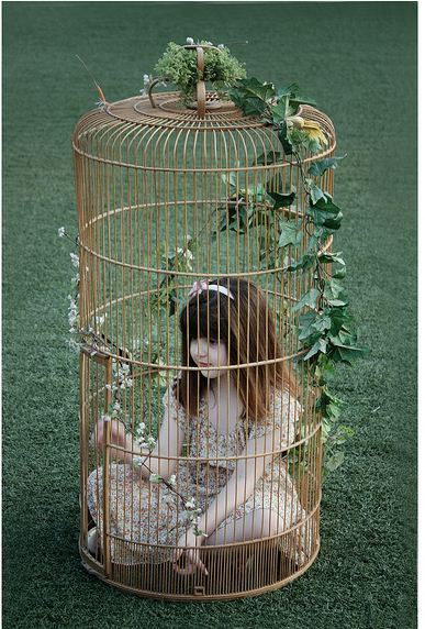 我不懂你的绝望_混乱伤感的意境QQ空间图片素材