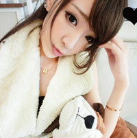 我们的爱情只能用酸楚来形容_漂亮伤感的美女QQ头像