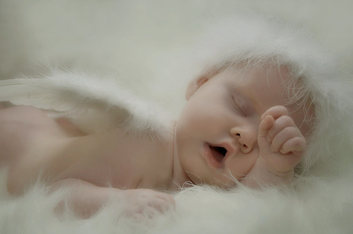 唯美baby空间素材_只为守护着你