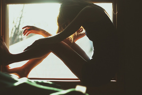 意境女生伤感QQ空间图片素材_习惯了放逐自己