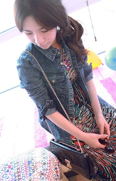 回忆把生活划成一个圈_简单个性女生QQ空间图片