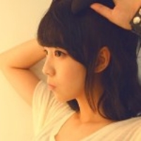 我们的感情变得不堪一击_非主流伤感女生QQ头像