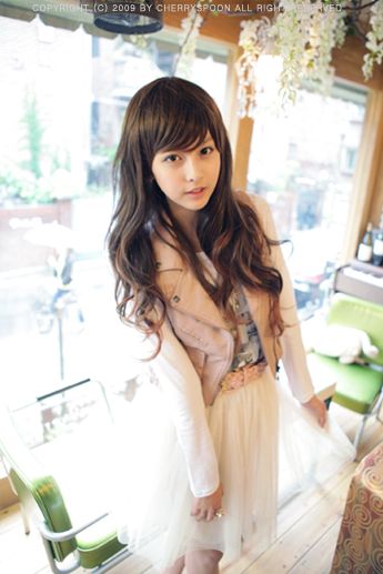 我无法收敛对你的思念_唯美好看女生QQ空间图片