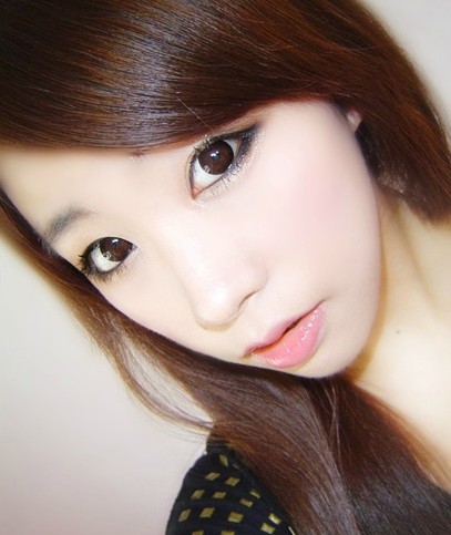 世界上有太多的悲哀_个性温柔的可爱女生QQ空间图片