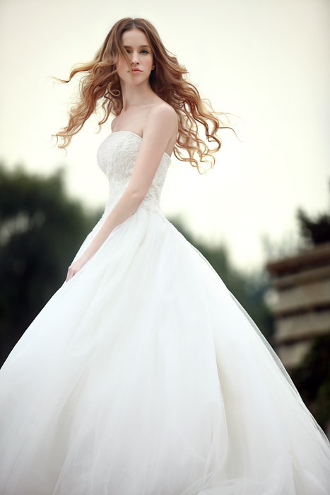 最后的等待换来的终究是分手_时尚漂亮女生伤感QQ空间意境图片