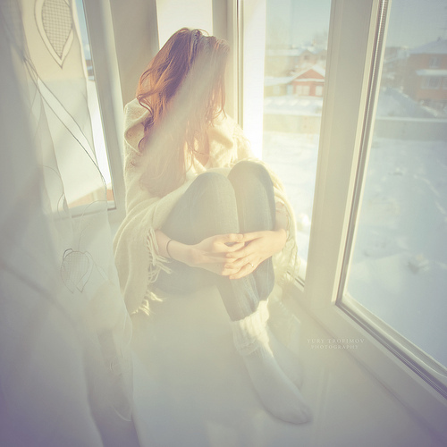 最后的等待换来的终究是分手_时尚漂亮女生伤感QQ空间意境图片