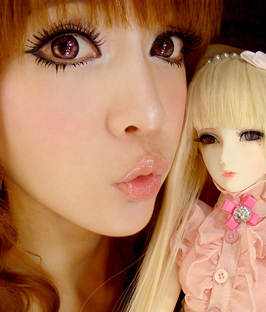 黑暗里的孤独_非主流伤感QQ空间女生图片