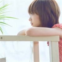 回忆就像美好的梦幻_非主流唯美女生QQ头像