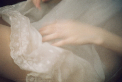 我只是不会表露我的热情_非主流意境QQ空间图片素材