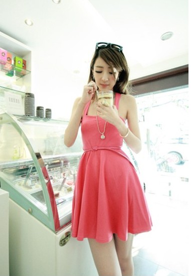 放飞的鸟消失在尽头_非主流唯美女生QQ空间图片