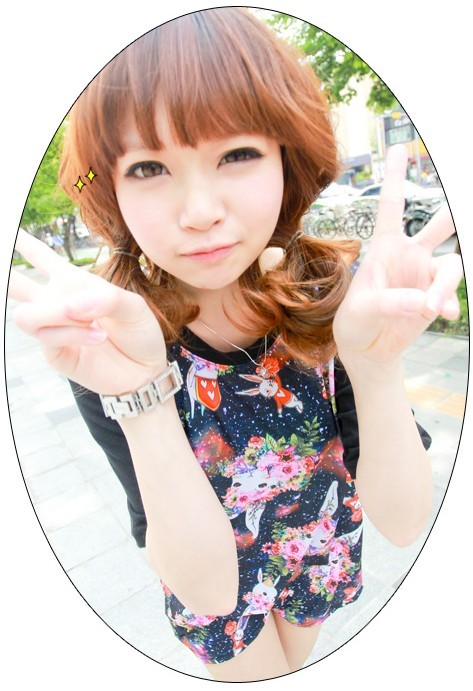 放飞的鸟消失在尽头_非主流唯美女生QQ空间图片