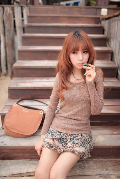 我受不了残忍的爱情_甜美文静女生QQ空间图片