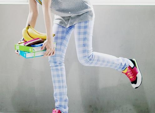 就这样任性下去_夏日潮流女生QQ空间装扮图片