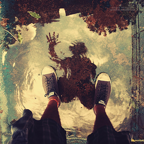 斑驳的墙壁映出我的回忆_唯美风格的空间素材