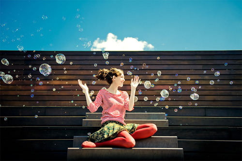 凌乱的小情绪_轻舞飞扬的唯美QQ空间图片素材