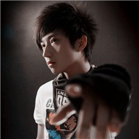 2022微信兄弟头像一左一右 明知无前路心已收不回来