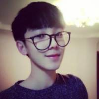 2022韩版帅气的微信男生头像 我只想做个安静的美男子