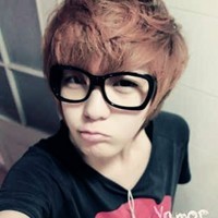 忧郁男生个性头像 那年一起逃过课的死党们