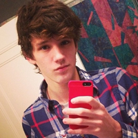 帅气的欧美微信男生头像设计 自以为刻骨铭心的回忆