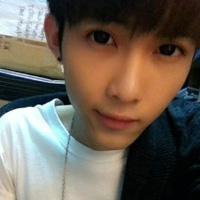 2022可爱帅气的男生微信头像大全 别拿过去来折磨现在的自己