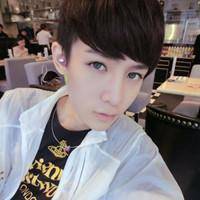 2022甜蜜温馨的微信情侣头像大全 在等一个催我早睡的人