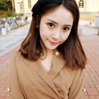 我只是太过在乎你_流泪伤感的美女微信头像