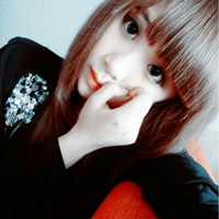 原地浅唱巴赫的协奏曲_最新非主流好看女生微信头像