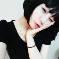 我们用力抱着_非主流甜美可爱的微信女生头像