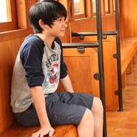 我们的歌浪漫搞怪的情侣微信头像一左一右_一丝微笑掩饰千般不舍