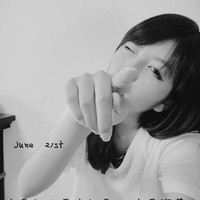 我宁愿所有痛苦都留在心里 也不愿忘记你眼睛