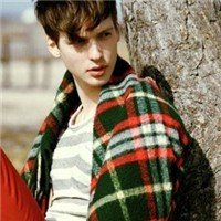 有味道的欧美帅气男生微信个性头像 两个人的巧合总有个人坚持