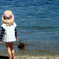 两张一男一女不带字情侣头像一左一右