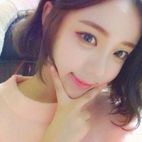 非主流好看的女生头像 怪我藏不住喜欢连黑眼圈都在对你表白