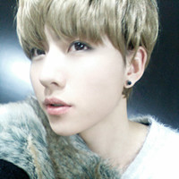 男生耍帅的微信头像大全2022 成熟的是经历而不是岁月