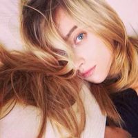 2022欧美霸道的微信女生头像 没了你我把哭当成了笑