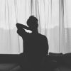 微信很野有个性的黑白头像超拽男生 一生都在半途而废