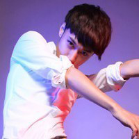 你的随意换来我的心痛_恍恍惚惚的非主流高清男生QQ头像