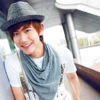 你的随意换来我的心痛_恍恍惚惚的非主流高清男生QQ头像