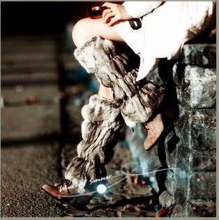 繁华落尽只剩忧伤_时尚潮流女生QQ空间素材