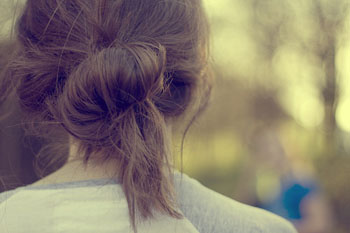 深夜里我寂寞的蜷缩着身体_好看意境的非主流QQ空间素材