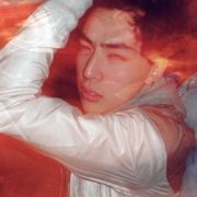 清纯美女QQ头像 180×180