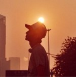 90后潮流QQ头像高清版 150×151