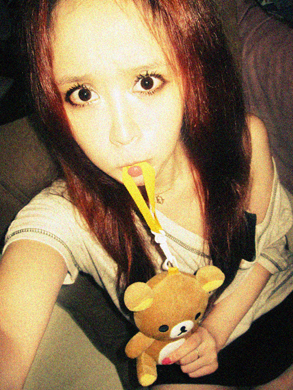 伤过之后才知道没有珍惜_颓废个性的非主流纯情女生QQ空间图片素材