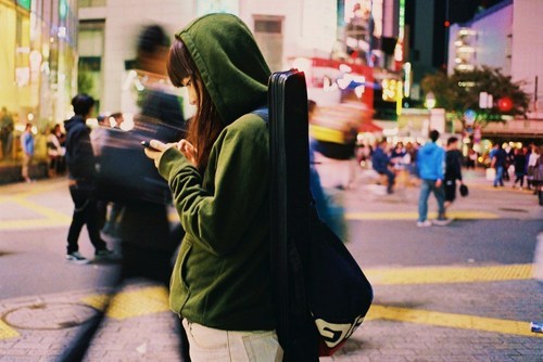 我会带着爱远远的离开_意境唯美的非主流女生QQ空间图片