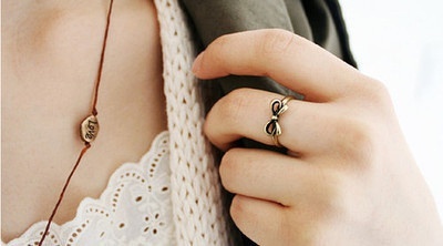 爱情让我恍惚_2011情人节戒指非主流QQ空间图片素材