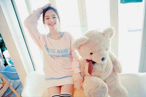 光鲜亮丽掩饰不了伤痕_个性唯美的非主流意境QQ空间图片素材