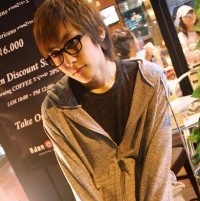 怀念在一起的曾经_沉醉过往的非主流时尚男女QQ头像