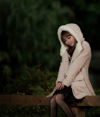 也许我会忘记你的侧脸_暗色调时尚女生非主流QQ空间装扮素材