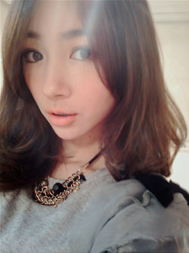 失望有时候也是一种幸福_潮流性感的非主流女生QQ空间图片素材