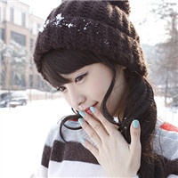 假如爱情可以解释_青春靓丽的非主流女生QQ头像